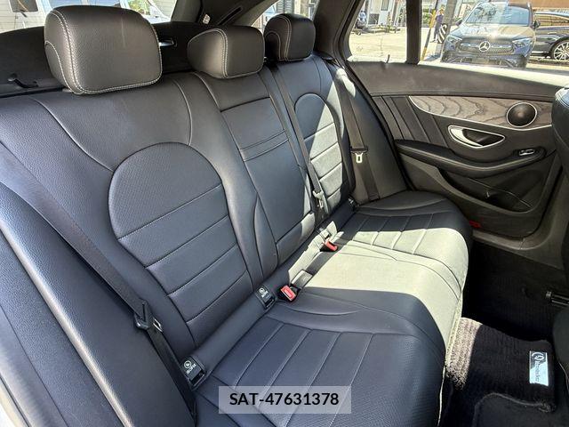 Mercedes Benz C-CLASS 2017-06 8208640-13
