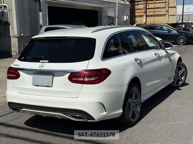 Mercedes Benz C-CLASS 2017-06 8208640-3