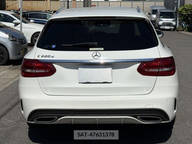 Mercedes Benz C-CLASS 2017-06 8208640-4