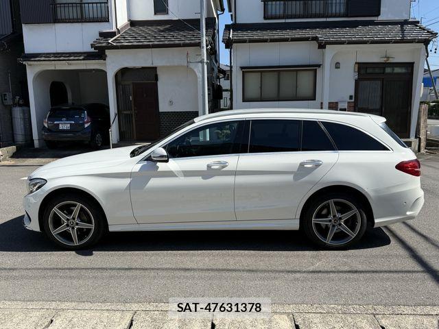Mercedes Benz C-CLASS 2017-06 8208640-6