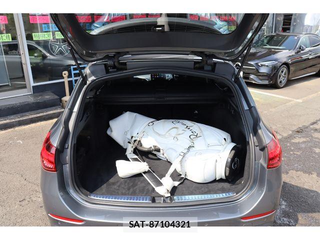 Mercedes Benz C-CLASS 2022-01 8208635-24