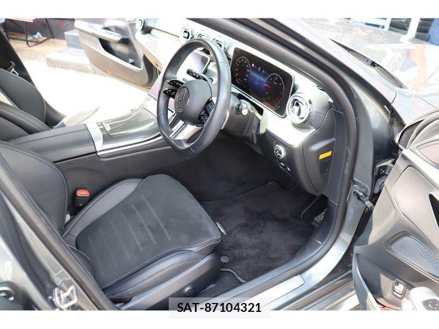 Mercedes Benz C-CLASS 2022-01 8208635-2