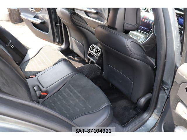 Mercedes Benz C-CLASS 2022-01 8208635-3