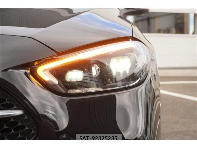 Mercedes Benz C-CLASS 2025-09 8208630-11