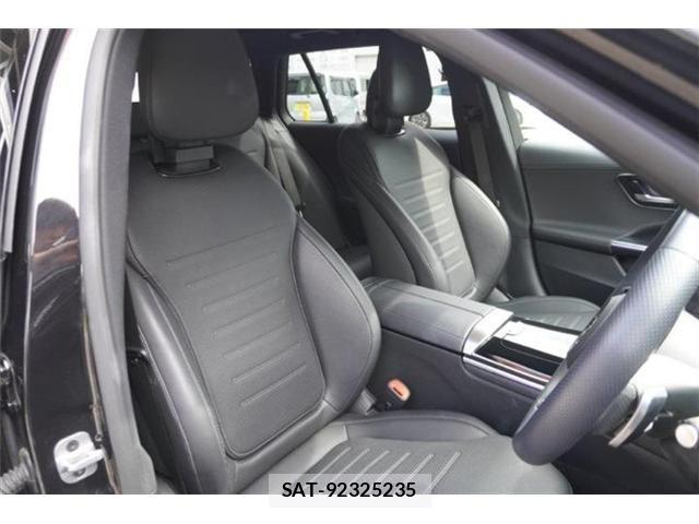 Mercedes Benz C-CLASS 2025-09 8208630-4