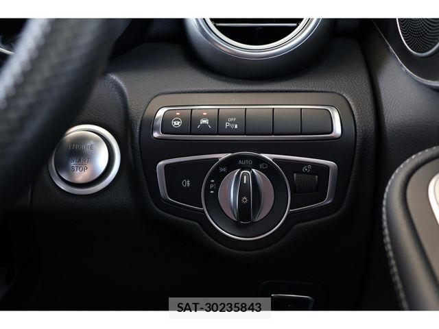 Mercedes Benz C-CLASS 2018-05 8208636-18