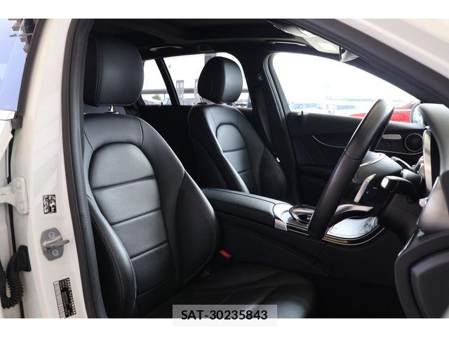 Mercedes Benz C-CLASS 2018-05 8208636-8