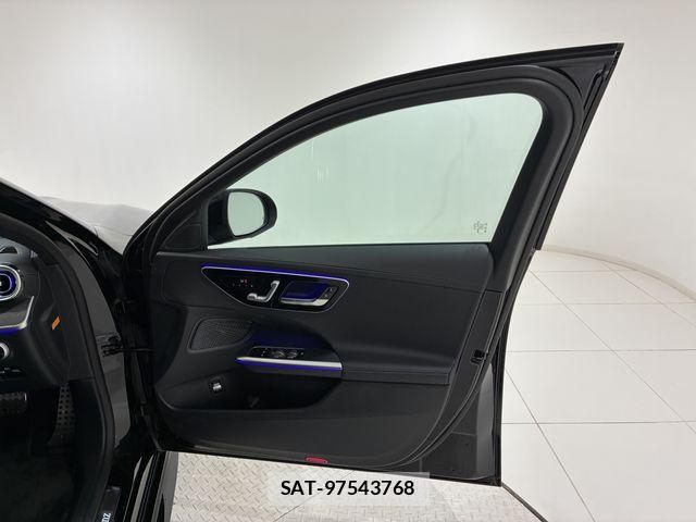 Mercedes Benz C-CLASS 2023-08 8230763-5