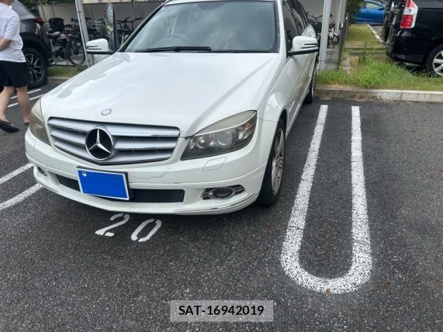 Mercedes Benz C-CLASS 2010-03 8230765-0