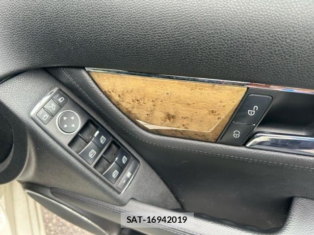 Mercedes Benz C-CLASS 2010-03 8230765-16
