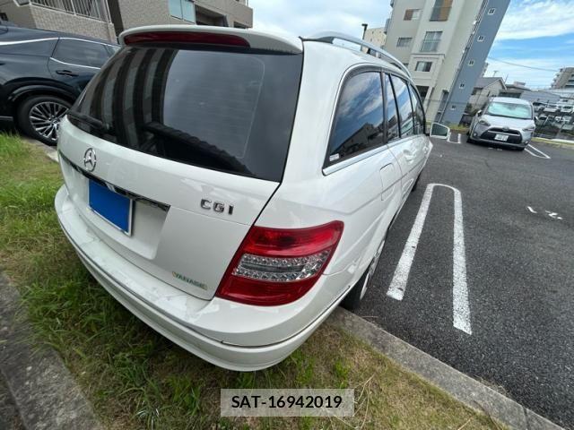 Mercedes Benz C-CLASS 2010-03 8230765-3