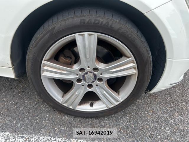 Mercedes Benz C-CLASS 2010-03 8230765-5