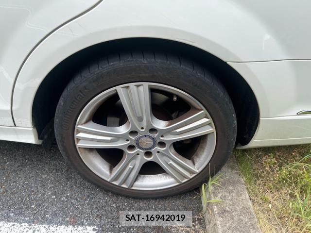 Mercedes Benz C-CLASS 2010-03 8230765-7
