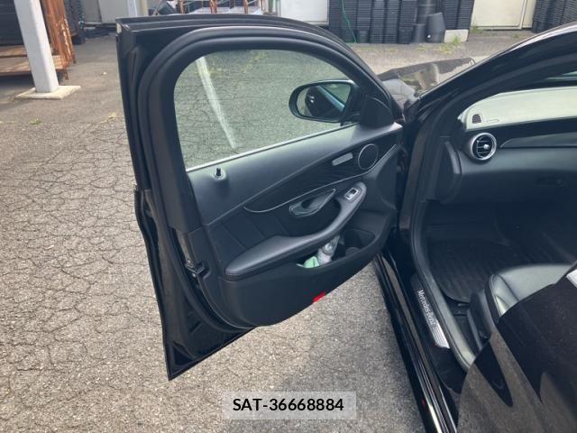 Mercedes Benz C-CLASS 2016-06 8315369-11