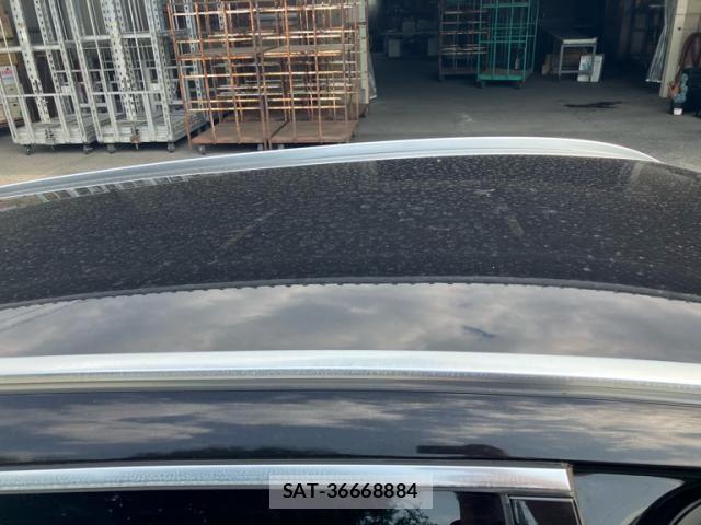 Mercedes Benz C-CLASS 2016-06 8315369-17