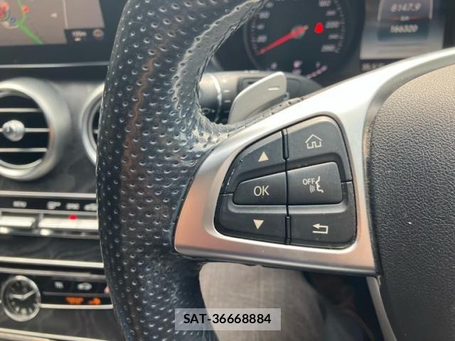 Mercedes Benz C-CLASS 2016-06 8315369-21