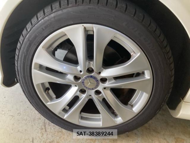 Mercedes Benz C-CLASS 2012-12 8315368-11