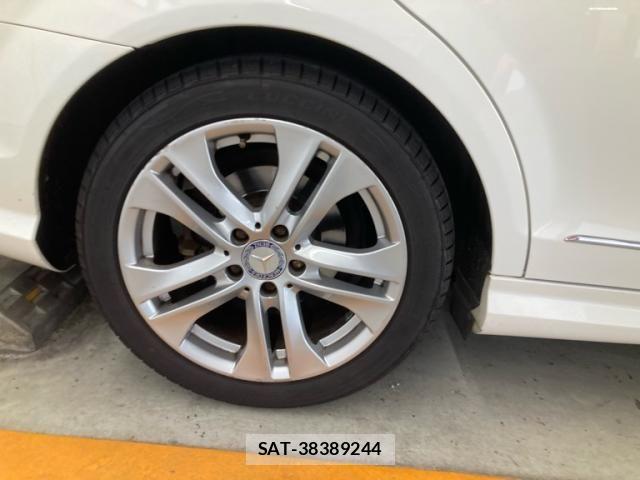 Mercedes Benz C-CLASS 2012-12 8315368-15