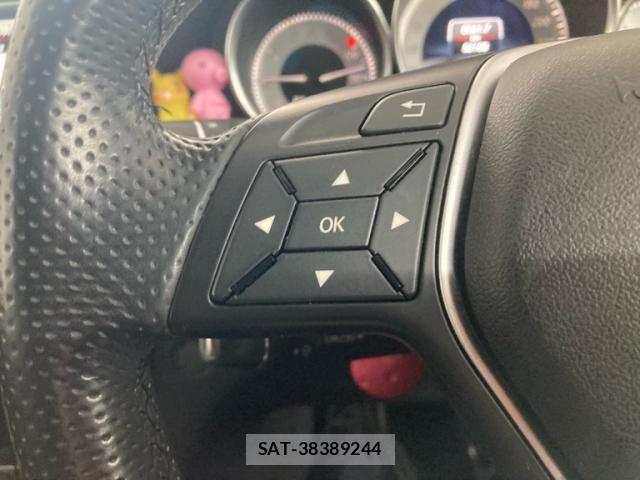 Mercedes Benz C-CLASS 2012-12 8315368-25
