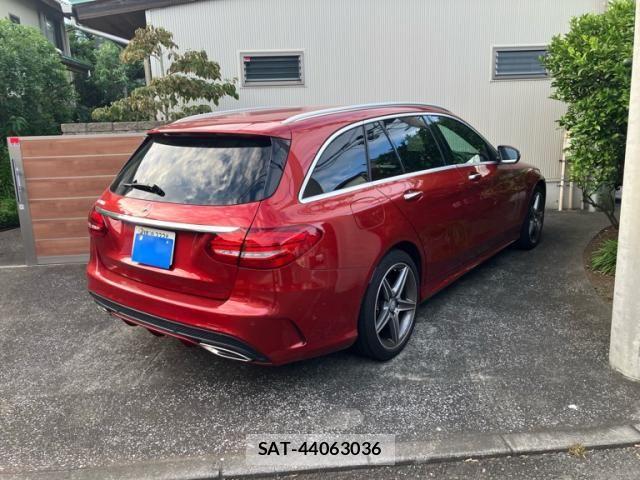Mercedes Benz C-CLASS 2015-10 8336714-2