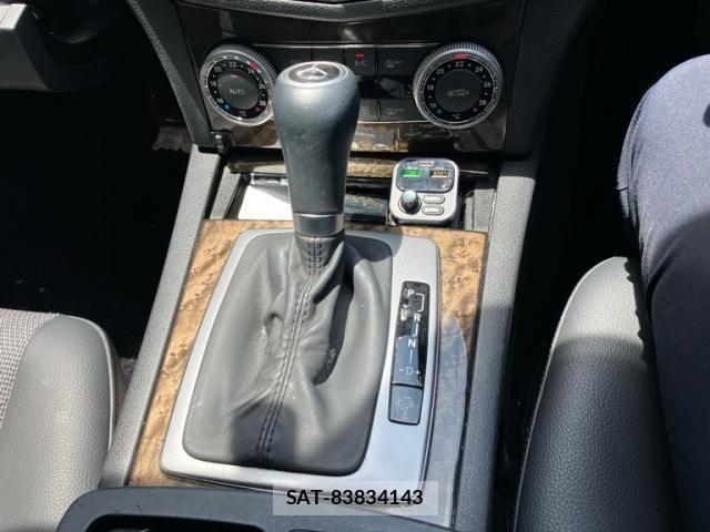 Mercedes Benz C-CLASS 2010-01 8366925-22