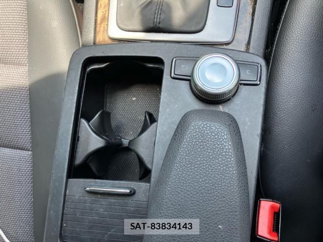 Mercedes Benz C-CLASS 2010-01 8366925-23