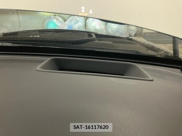Mercedes Benz C-CLASS 2016-06 8366922-17