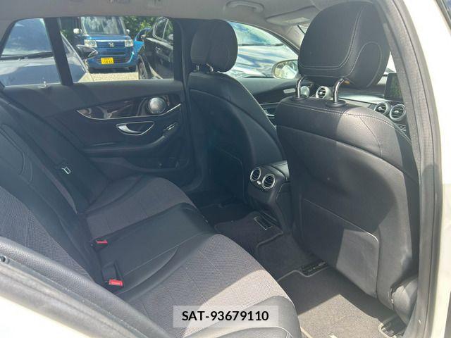 Mercedes Benz C-CLASS 2015-02 8366920-15