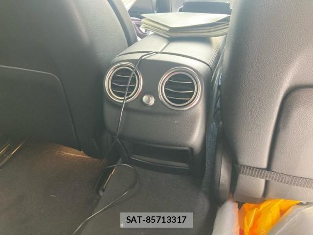 Mercedes Benz C-CLASS 2016-11 8371849-13