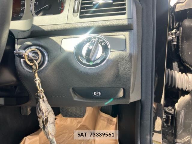 Mercedes Benz C-CLASS 2009-02 8413517-13