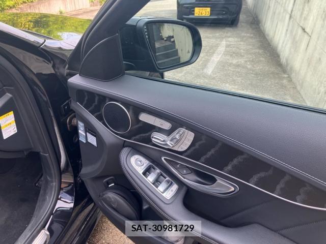 Mercedes Benz C-CLASS 2016-11 8413518-14