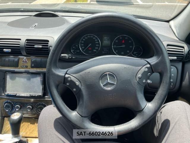 Mercedes Benz C-CLASS 2007-08 8413520-19