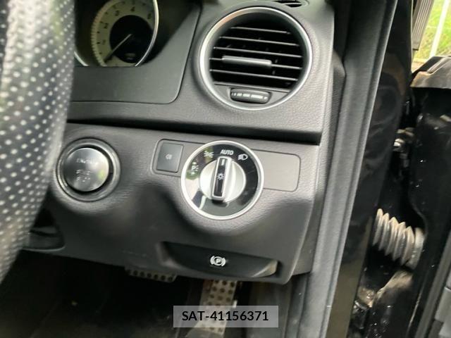 Mercedes Benz C-CLASS 2011-12 8438402-11