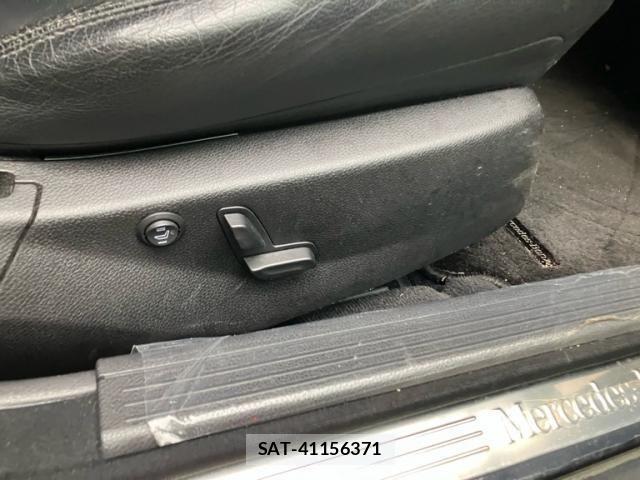 Mercedes Benz C-CLASS 2011-12 8438402-15