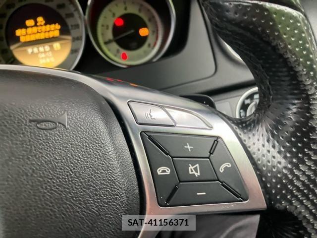 Mercedes Benz C-CLASS 2011-12 8438402-20