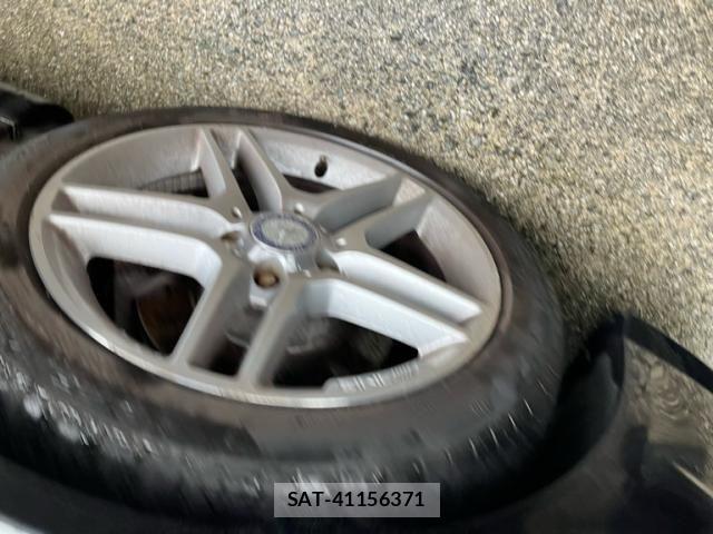 Mercedes Benz C-CLASS 2011-12 8438402-6