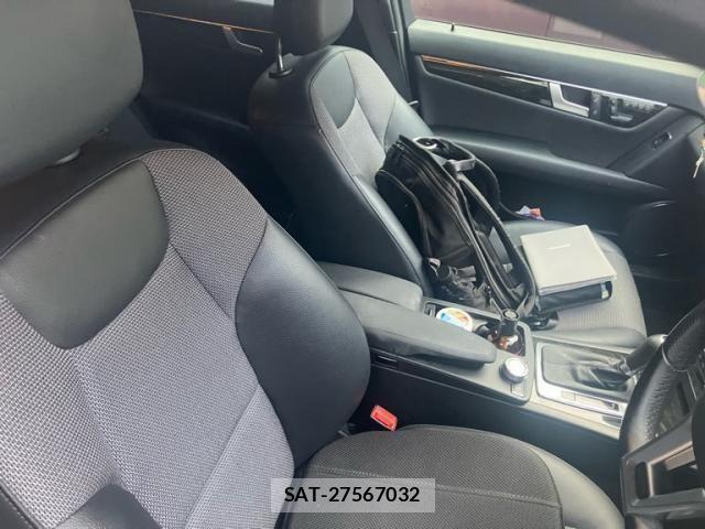 Mercedes Benz C-CLASS 2013-09 8525694-10