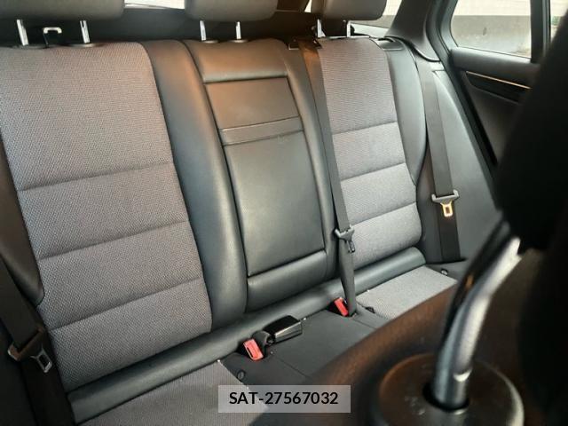 Mercedes Benz C-CLASS 2013-09 8525694-11