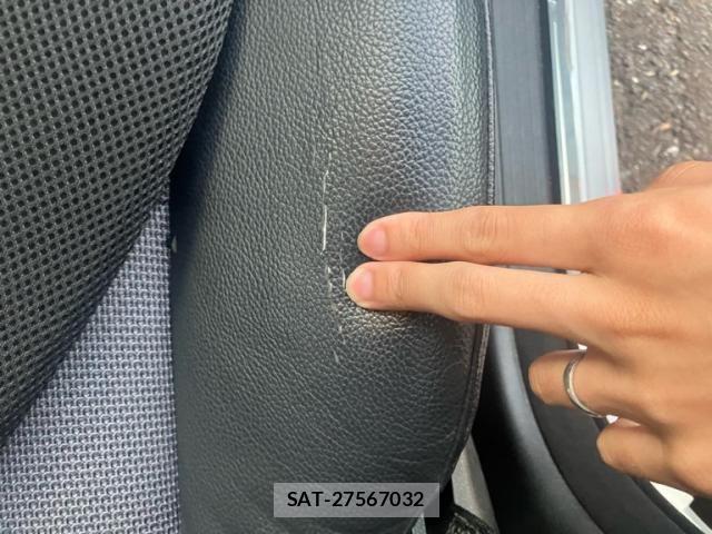Mercedes Benz C-CLASS 2013-09 8525694-24
