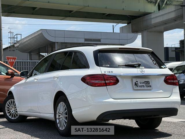 Mercedes Benz C-CLASS 2016-03 8525693-5