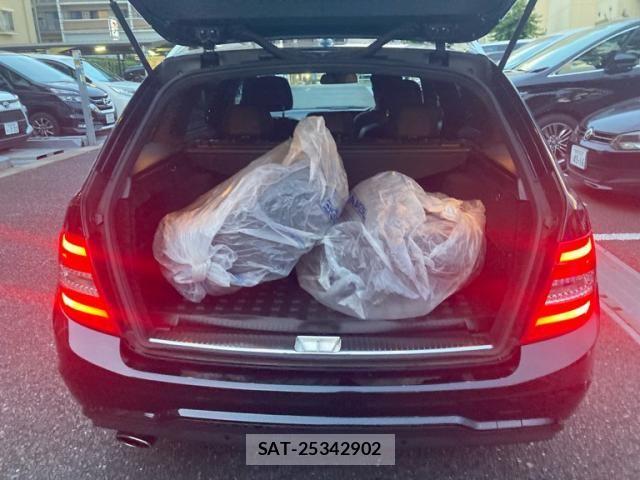 Mercedes Benz C-CLASS 2012-09 8525696-7