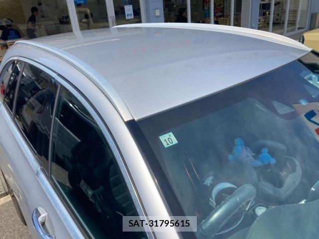 Mercedes Benz C-CLASS 2017-02 8525695-5