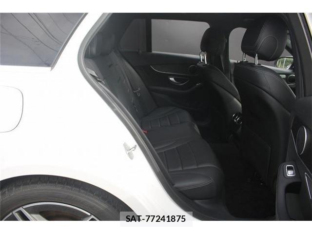 Mercedes Benz C-CLASS 2019-01 8562616-17