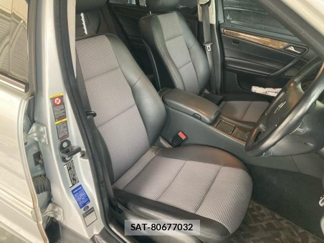 Mercedes Benz C-CLASS 2006-03 8562618-14
