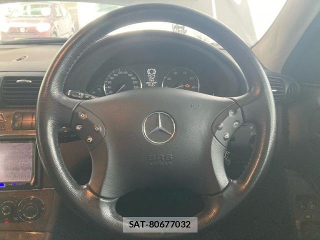Mercedes Benz C-CLASS 2006-03 8562618-20