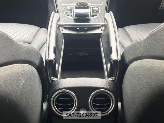 Mercedes Benz C-CLASS 2019-08 8562611-12