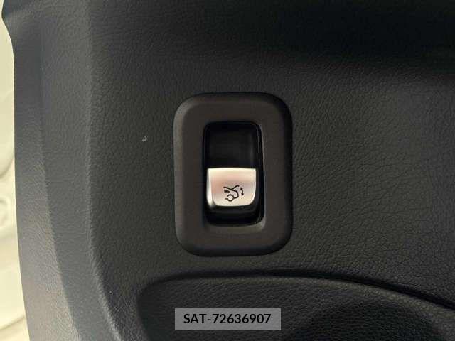 Mercedes Benz C-CLASS 2019-08 8562611-15