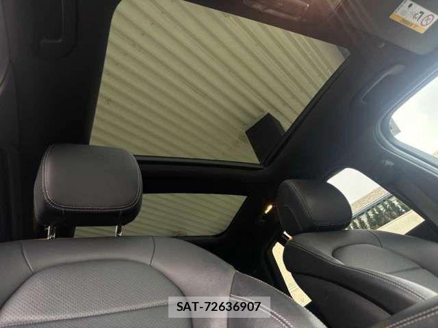Mercedes Benz C-CLASS 2019-08 8562611-16