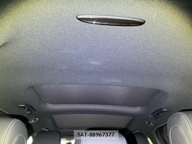 Mercedes Benz C-CLASS 2018-10 8562612-12