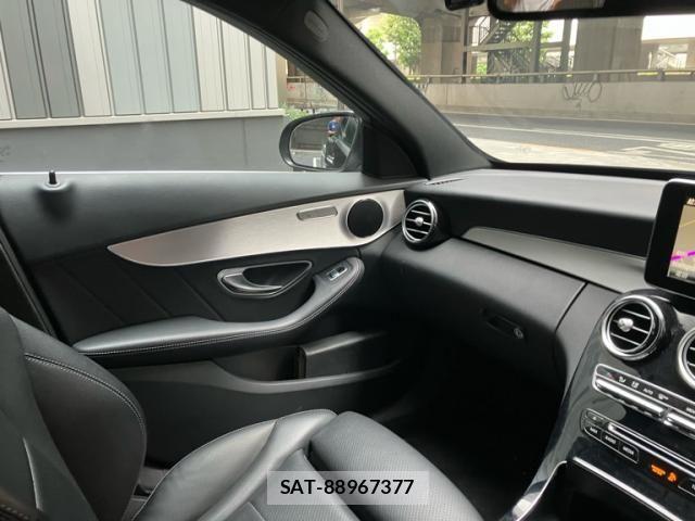 Mercedes Benz C-CLASS 2018-10 8562612-18